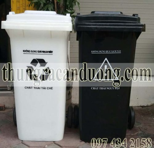 Thùng rác nhựa 120L màu đen trắng