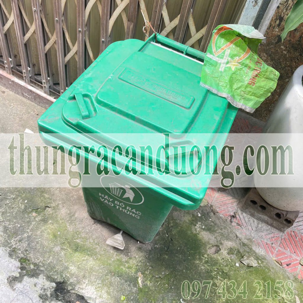 Thùng rác nhựa dùng được được 3-5 năm tùy điều kiện sử dụng
